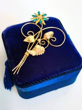 Vtg Van Dell 12K GF Brooch Blue Rhinestone Flower Swirl Vines Acorn & Leaves